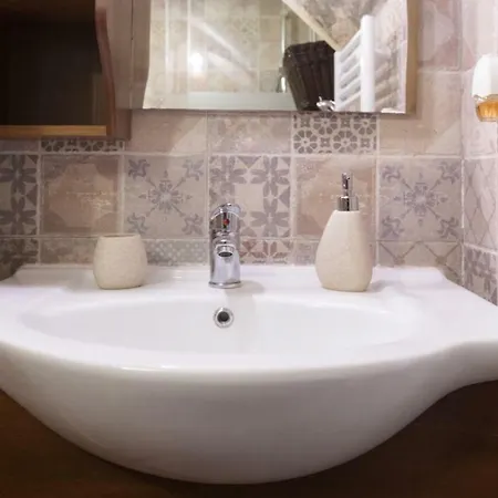 Center House - Ortigia Wifi Apartment *